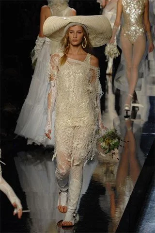 Look 50